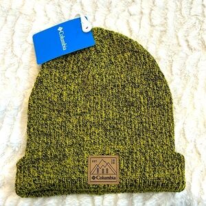Columbia youth whirl whirlibird cuffed beanie hat lime green black New with tag
